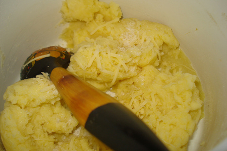 Картофельные гнезда с яичным кремом: шаг 3