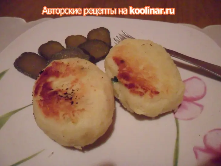 Картофельные зразы с сыром и зеленью: шаг 6