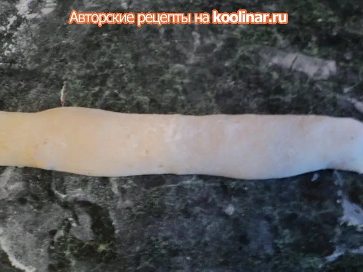 Пирог йогуртовый с ореховой и ягодной начинками.: шаг 6
