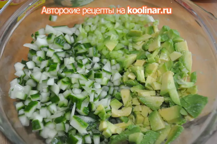 Verrines с сёмгой ,руколой,авокадо и творожным сыром.: шаг 2