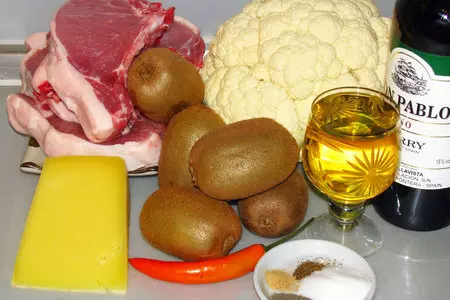 Свинина с экзотическим соусом и гарниром: шаг 1