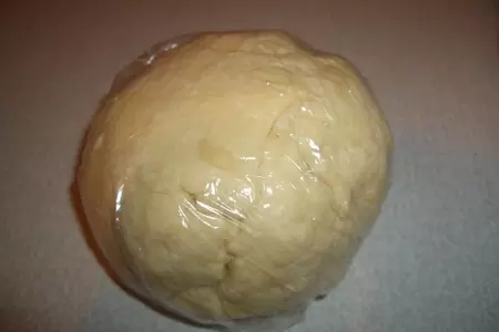 Пирог с куриной печенью и грибами: шаг 4