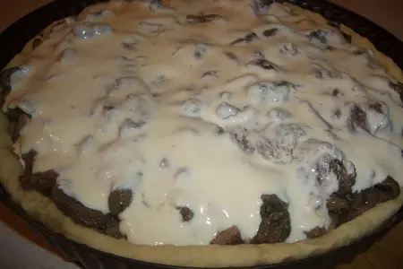 Пирог с куриной печенью и грибами: шаг 8
