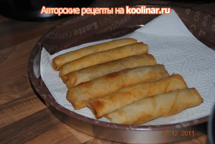 Трубочки хрустящие с мясной начинкой: шаг 6