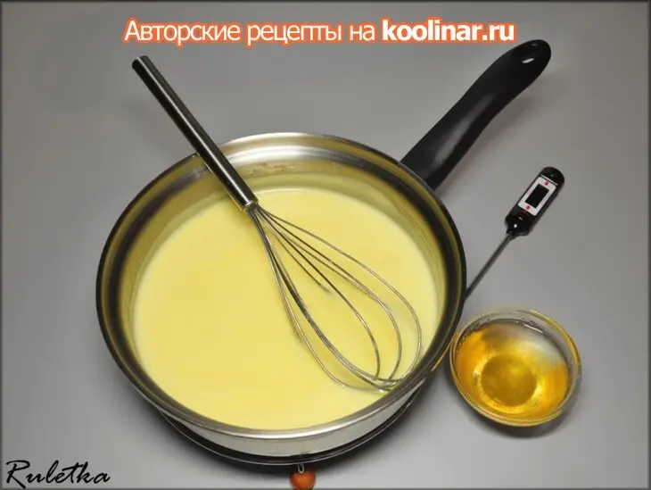 Пирожное с шоколадным муссом и черносмородиновым баваруа "тримирие".: шаг 16