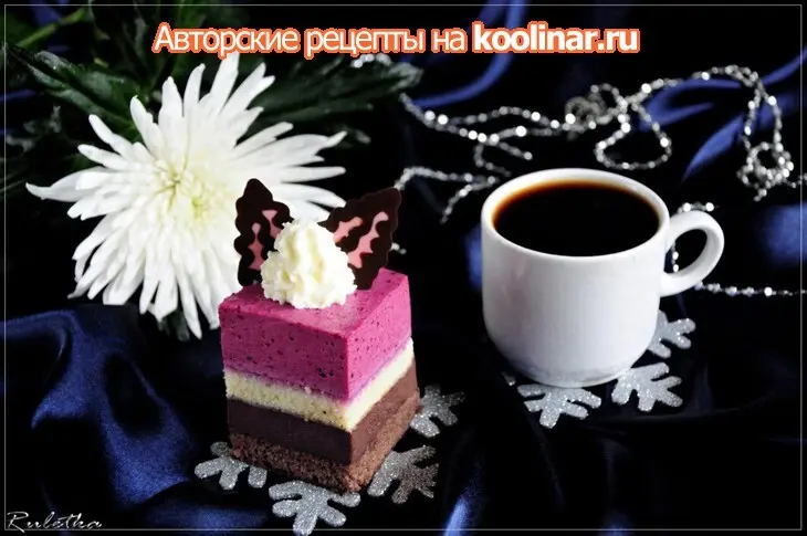 Пирожное с шоколадным муссом и черносмородиновым баваруа "тримирие".: шаг 22