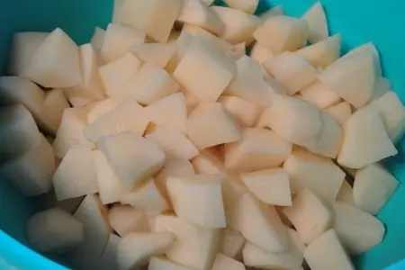 Соус с рёбрами и картошкой: шаг 3