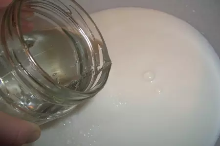 Ржано-пшеничные блины на минеральной воде: шаг 2