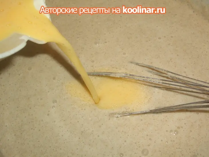 Ржано-пшеничные блины на минеральной воде: шаг 5