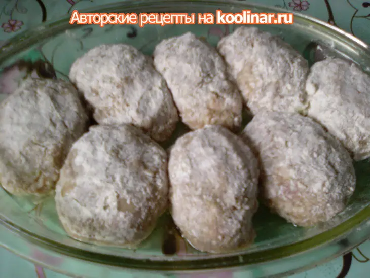 Духовые куриные котлеты с зелёным луком: шаг 4