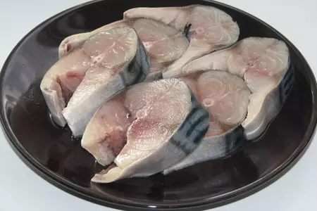 Скумбрия классического мокрого посола: шаг 2