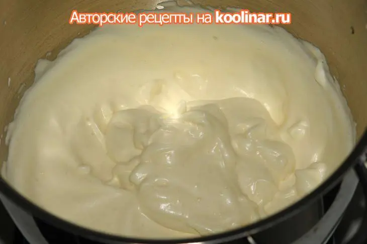Бисквитный рулет "яблоня в цвету": шаг 2