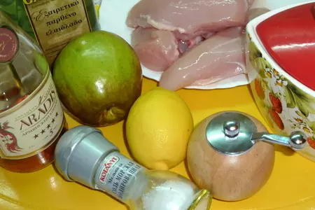 Брошеты из куриной грудки с яблоками и для вкусной диеты подойдет: шаг 1