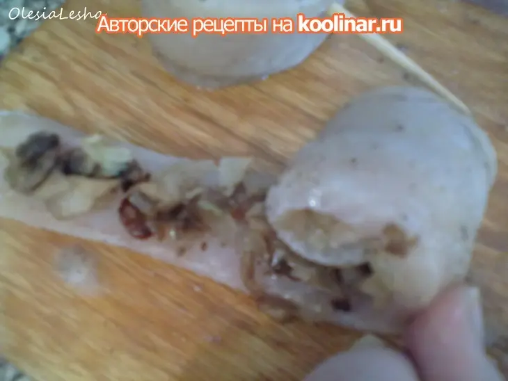 Рулетики из филе щуки с двумя начинками: шаг 11