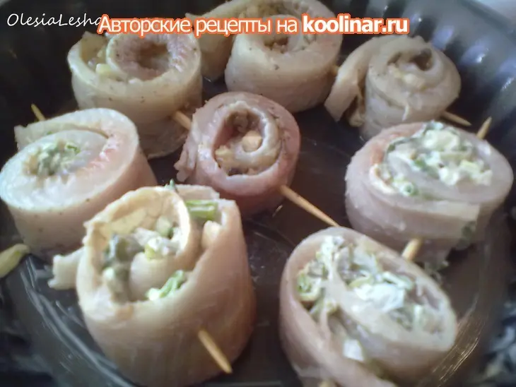Рулетики из филе щуки с двумя начинками: шаг 16