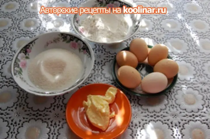 Яблочный торт с карамельным баварским муссом с корицей: шаг 1