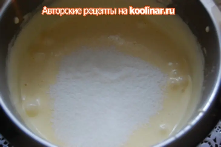 Яблочный торт с карамельным баварским муссом с корицей: шаг 4
