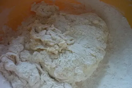 Московские пирожки с капустой (постное дрожжевое тесто): шаг 1