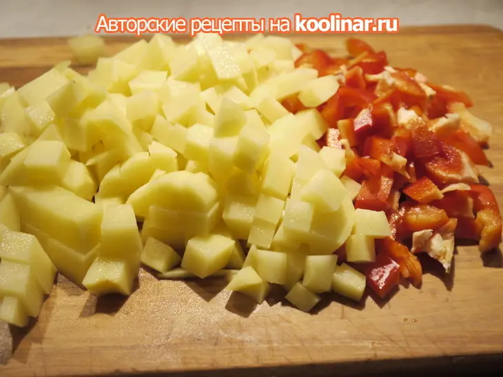 Венгерский суп-гуляш с клецками-чипетке: шаг 5