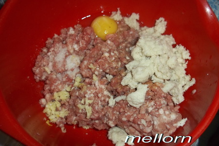 Мясная запеканка с сыром и яйцом: шаг 1