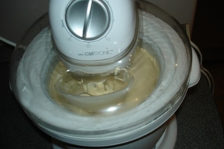 Мороженое "крем-брюле" в вафельном брикете.: шаг 10