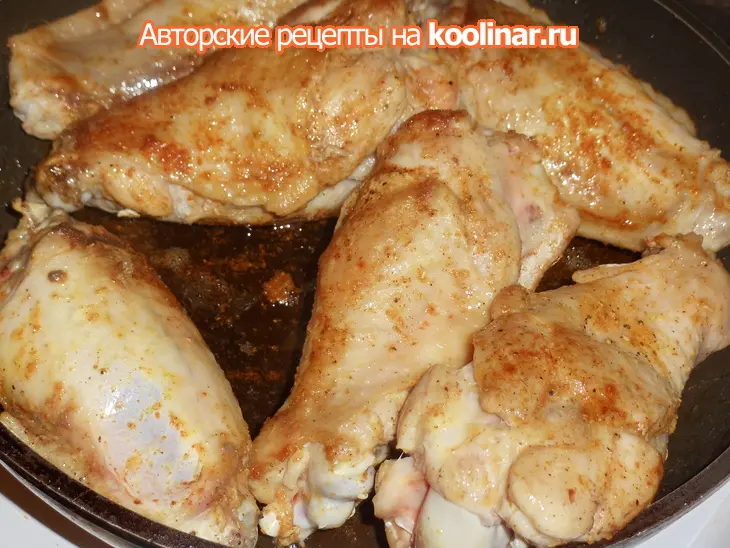 Индейка в сметанно-грибном соусе с чесноком и кинзой: шаг 2