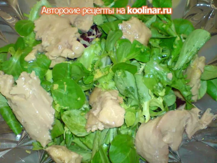 Салат из печени трески,креветок и перепелиных яиц: шаг 5
