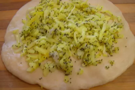 Закусочные сырно-картофельные плюшки: шаг 1