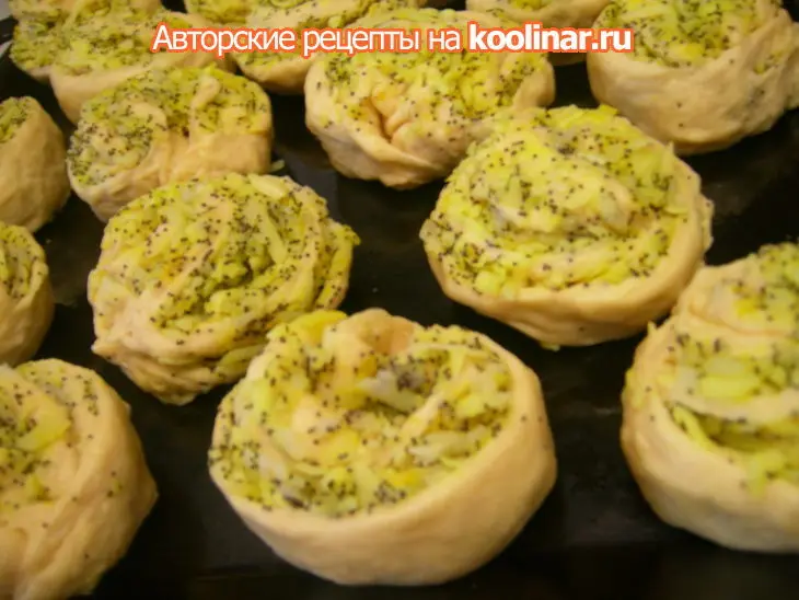 Закусочные сырно-картофельные плюшки: шаг 5