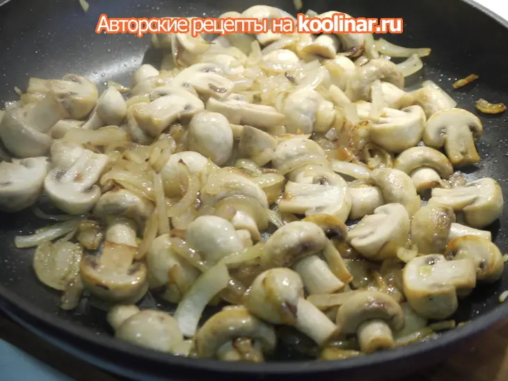Язык, запеченный с грибами в сливочном соусе: шаг 3