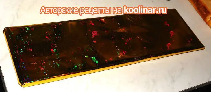 Торт "электровоз" или "голубой вагон бежит, качается...": шаг 1