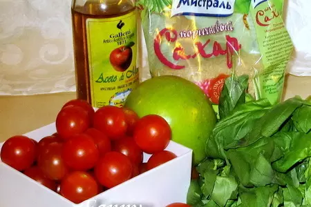Конфитюр из помидорок черри и базилика: шаг 1