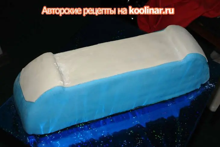 Торт "электровоз" или "голубой вагон бежит, качается...": шаг 18