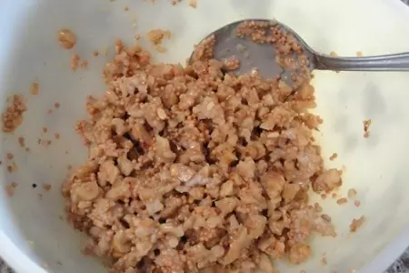 Чёрная каменная рыба под хрустящей орехово - горчичной корочкой: шаг 4