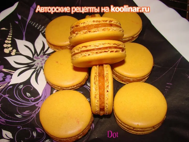 Макаронс с желе из кураги: шаг 1