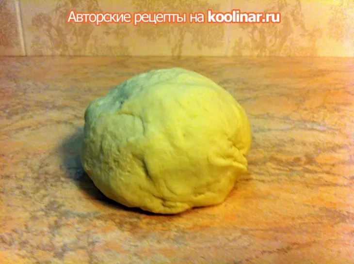Пасхальный пирог с яйцами: шаг 2
