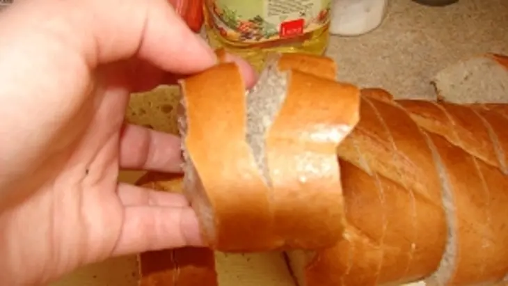 Гренки а-ля пирожки с яблоками: шаг 1