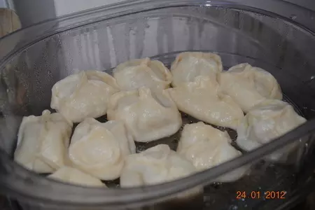 Манты с рубленным мясом и цукини: шаг 8