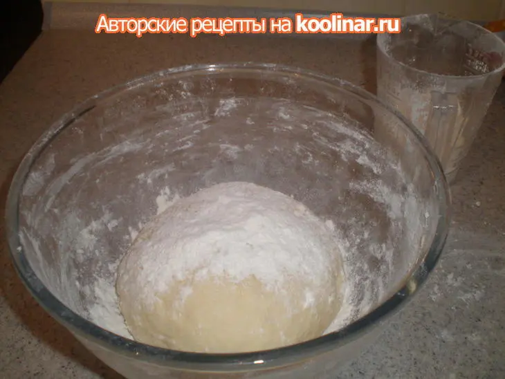 Ароматный хлеб с чесночным маслом: шаг 1
