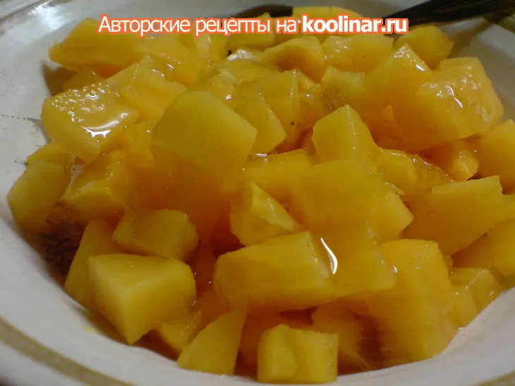 Сливочно-медовая панна котта с хурмой и зёрнами граната в меду: шаг 3