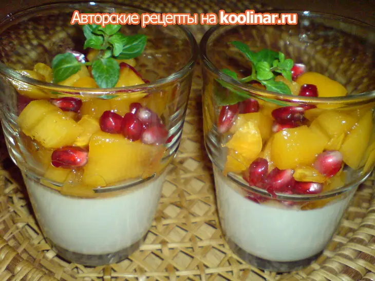 Сливочно-медовая панна котта с хурмой и зёрнами граната в меду: шаг 7