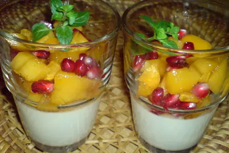 Сливочно-медовая панна котта с хурмой и зёрнами граната в меду: шаг 7