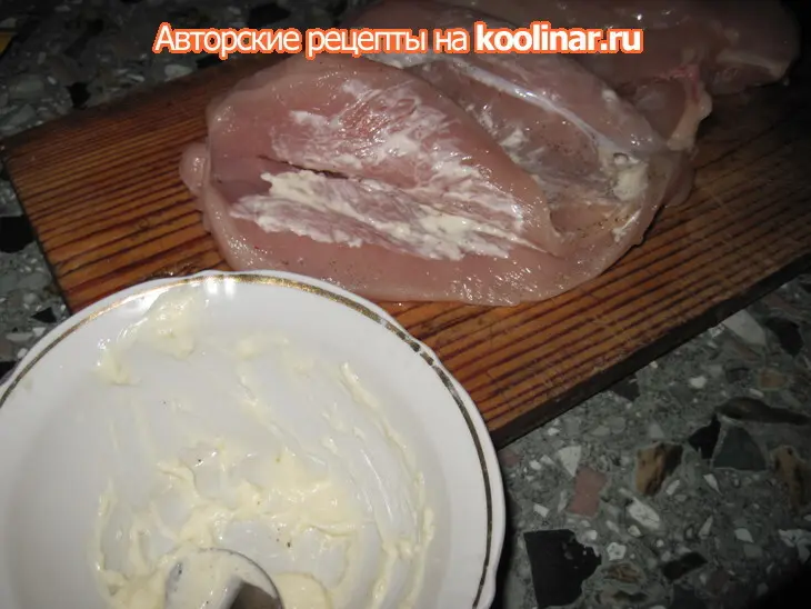 Куриная грудка с сырно-ананасовой начинкой: шаг 2