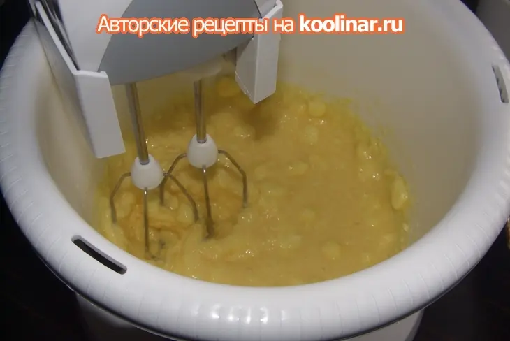Вкуснейший грушевый пирог с шоколадом: шаг 7