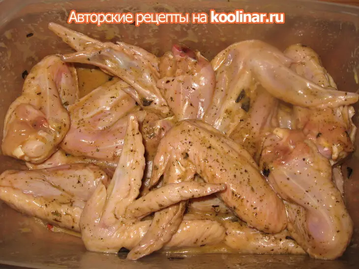 Куриные крылья в горчичном маринаде.: шаг 2