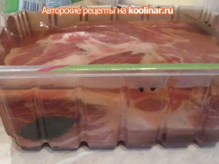 Буженина в рукаве: шаг 1
