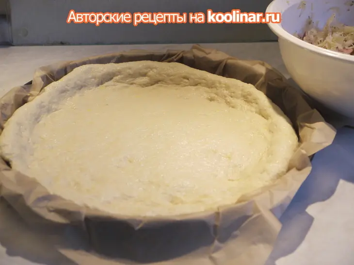 Картофельный пирог с квашеной капустой (дрожжевое тесто с сырым картофелем): шаг 5