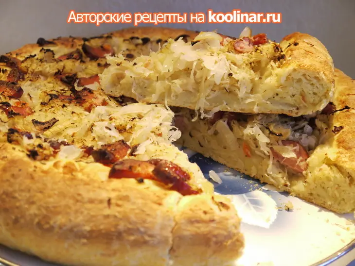 Картофельный пирог с квашеной капустой (дрожжевое тесто с сырым картофелем): шаг 8