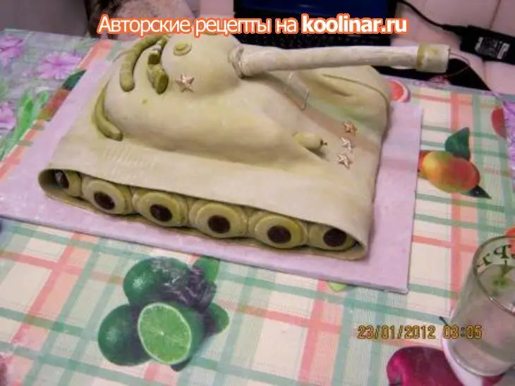 Торт "танк": шаг 10