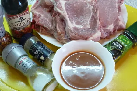 Свиная корейка на гриле с фаршированными помидорами на гарнир: шаг 3